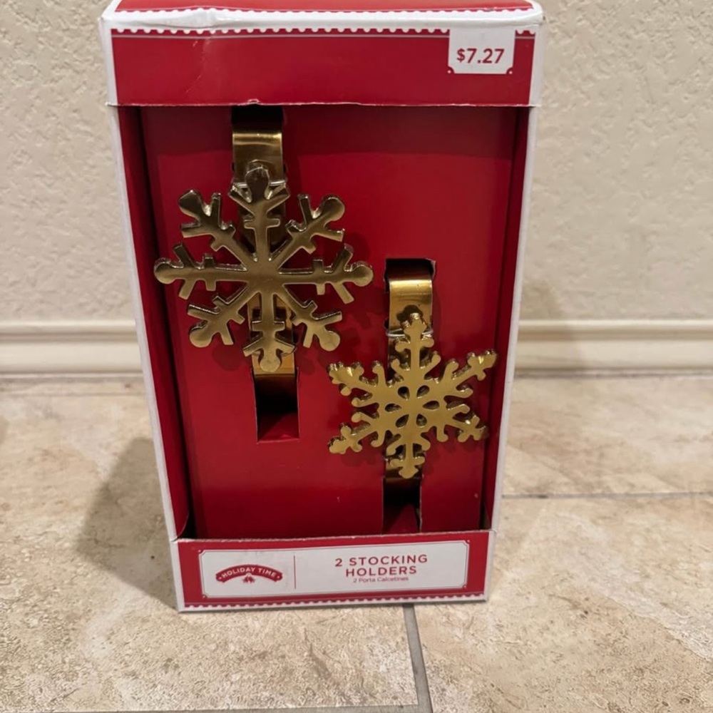 2 Gold Snowflake Stocking Holders